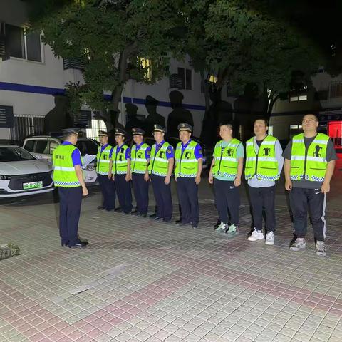 加强夜间督导检查、规范渣土清运秩序