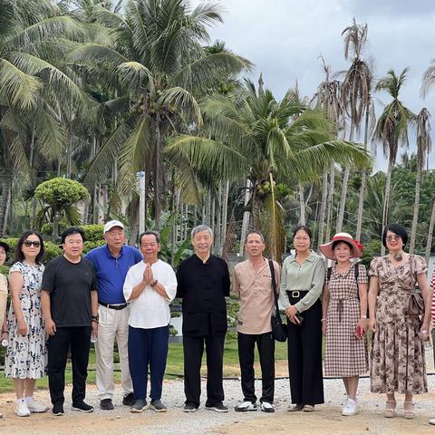 著名作家韩少功、晓剑等一行莅临高土村考察乡村振兴