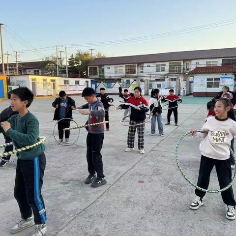 “关爱孩子，健康成长”—-东赵小学户外活动大课堂