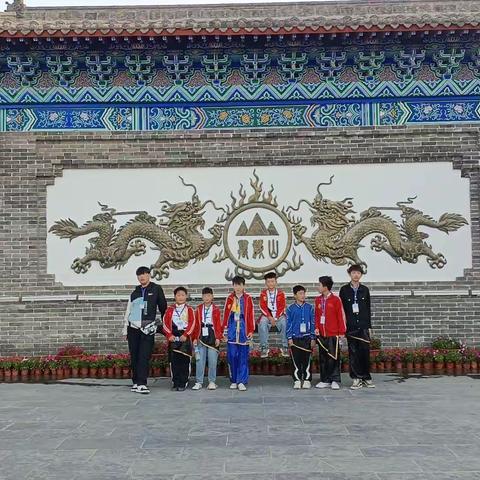 热烈祝贺:吴老家源河武馆在开封万岁山汴梁鲁智深杯臻武英雄大赛中共获得了4金4银6铜的优异成绩