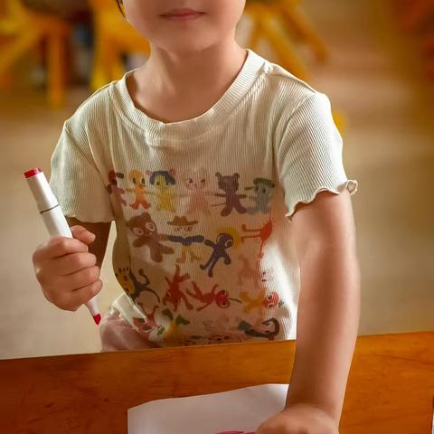 创我们是绘本大师——板溪镇中心幼儿园第十七期绘本故事电台《乌鸦喝水》