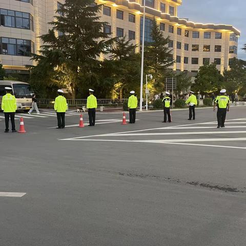 【铜川公安】宜君县公安局交巡警大队持续开展巡逻防控，忠诚守护一方平安