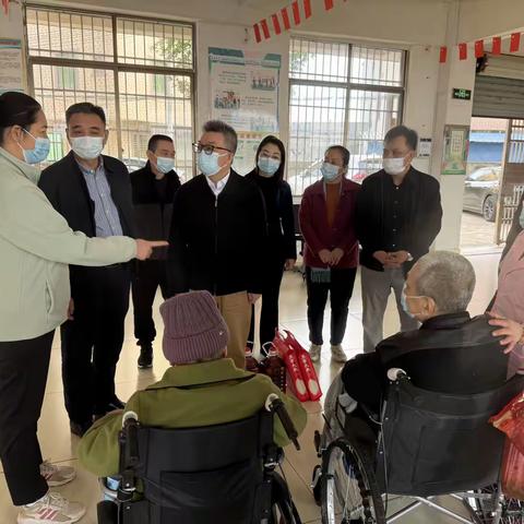 海口市第三支公司关爱老年人慰问活动简讯