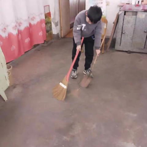 关爱学生幸福成长——肥乡区西吕营镇南河马小学三2班德育活动