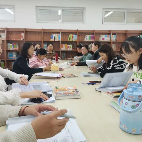 【融慧梨香】深耕细研稳施策 全力以“复”促提升 ——梨香二语开展期末复习专项研讨教研活动