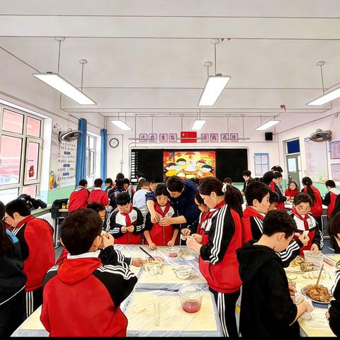 冬至时节齐动手，小小饺子递温情 ‍ ‍—— 奎屯市第三小学四年级（3）班