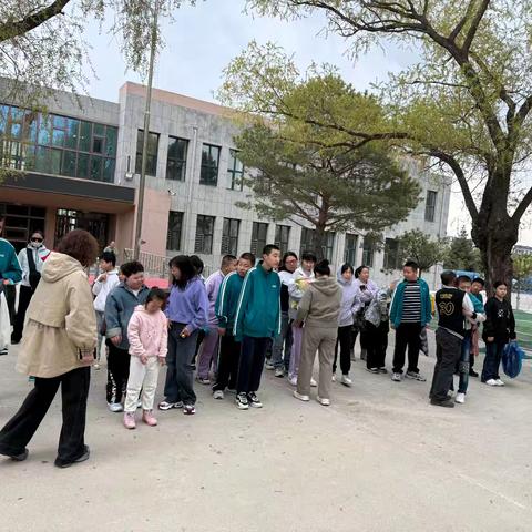 一起“趣”春游—杜尔伯特蒙古族自治县特殊教育学校