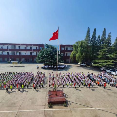 少年何惧骄阳烈 意气风发英姿飒——新安县五头三中2023学年军训特辑