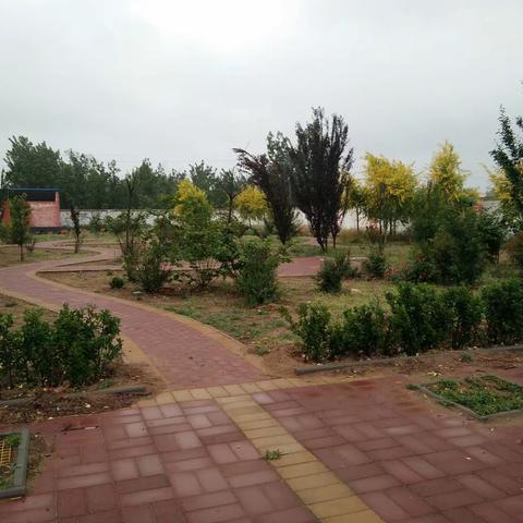 关爱学生 幸福成长