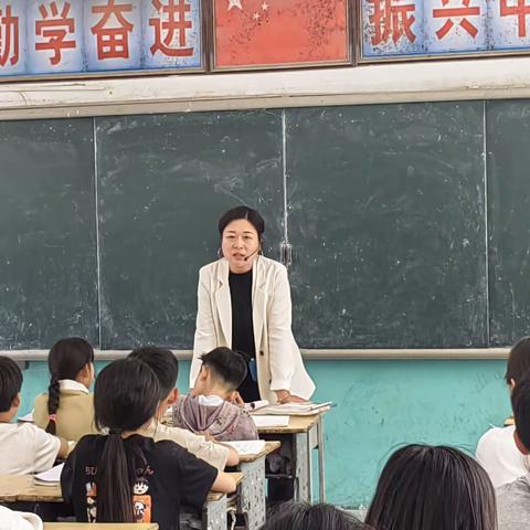 三年级数学新探知：两位数乘两位数