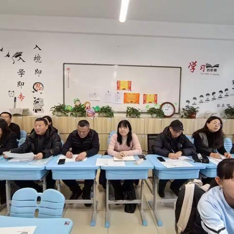 “专家引领明方向 教研赋能促成长”——哈尔滨市数学教研员深入宝宇六十九中学校“推门课”活动纪实