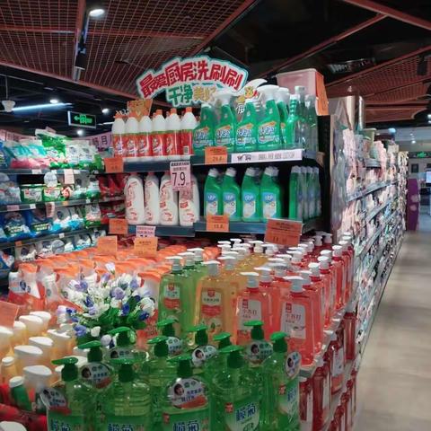 江夏日化自有品牌陈列美篇