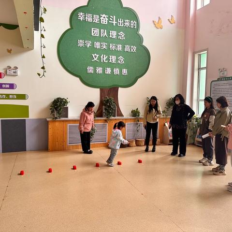 科学体测 快乐成长———旗教育教学研究中心萨主任一行莅临柴登幼儿园体能测试指导及教育教学常规检查指