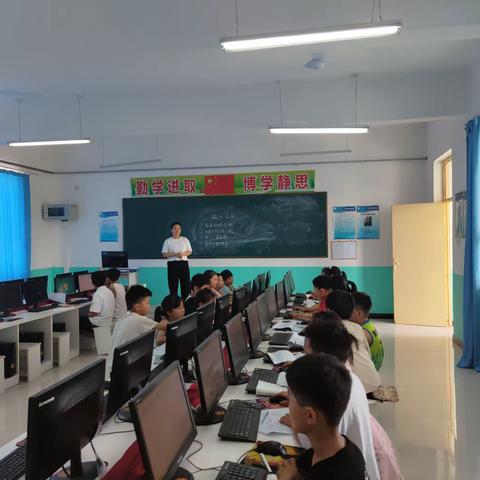 关爱学生幸福成长 | 我会输文字——邱城小学微机课纪实