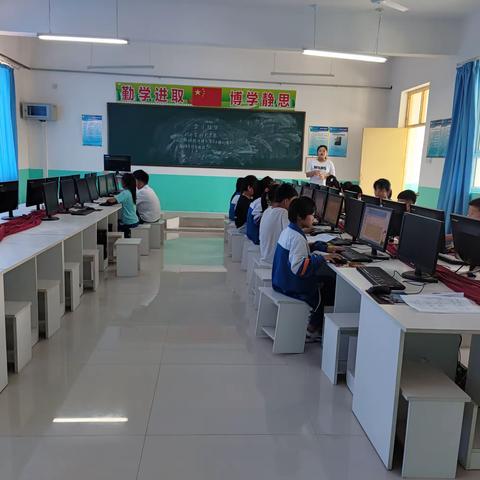 关爱学生幸福成长 | 指法练习——邱城小学微机课纪实