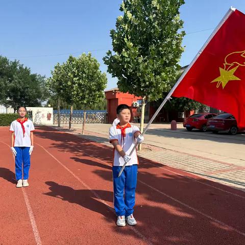 “红领巾  爱祖国”——张庄镇明德小学少先队员入队仪式暨庆“六一”儿童艺体节活动纪实