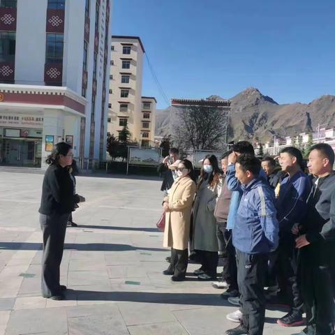 优质学校活动观摩——同课异构，推广优质教学经验