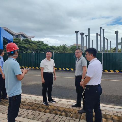 柳积民调研海归小镇启动区欧美同学会馆项目