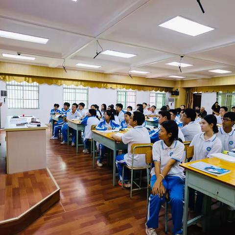 探寻数学平衡之美，构建高阶思维课堂 ‍          ——记海口实验中学2025年秋季书记公开课展示活动