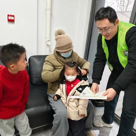 用镜头传递温情，用行动守护家园——社区公益摄影活动与垃圾分类同行