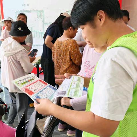唐冶街道凤华路北社区：分类进社区 共建美家园