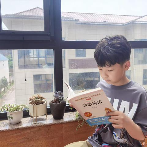 实验小学五年级（5）班张珉硕——享受阅读的快乐