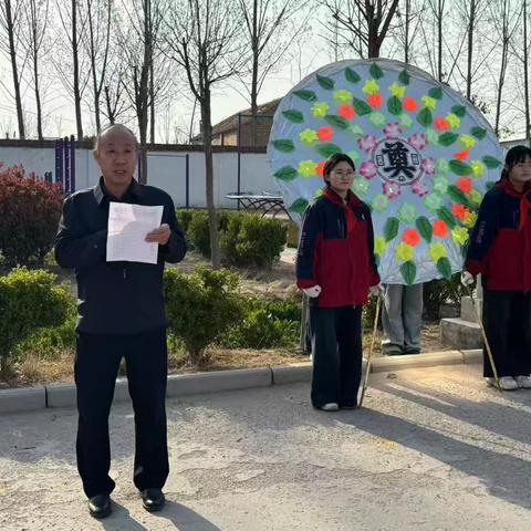 清明节祭扫英烈 传承革命精神 唐庙镇三屯小学祭扫英烈活动