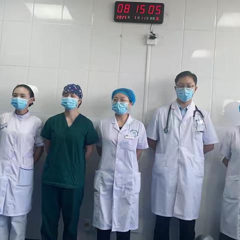 “跨科联动·窒息速救”新生儿复苏演练