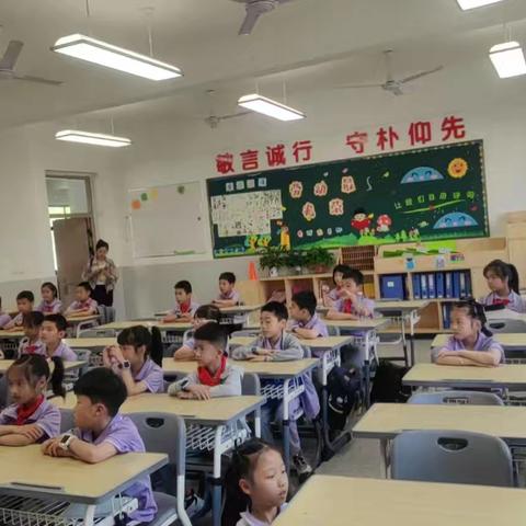 宁师二附小二年8班福州科技馆研学简讯
