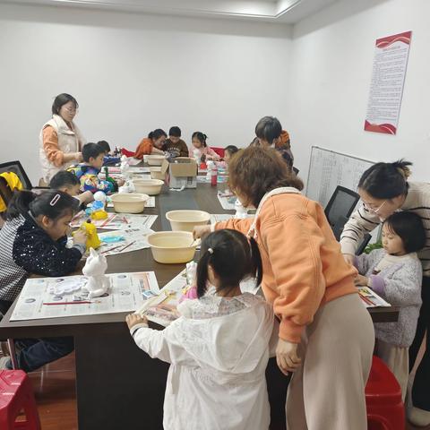 “童心童趣”——中济社区石膏娃娃彩绘活动