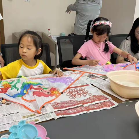 “六一执笔汇莺影，童心逐梦向晴空”——中济社区六一儿童节活动