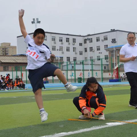 “党建引领成长，运动点亮童心”——大荔县红楼小学2023田径运动会（二）