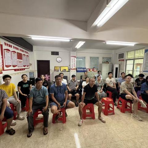 海口供销琼山片区联盟携手海口供销销万家公司开展夏季消防培训，商户积极参与共筑安全防线。