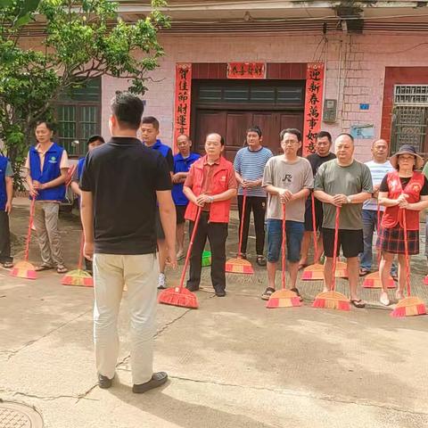 【爱国卫生众参与 携手共创美家园】——三门坡供销社联合庆丰居委会开展卫生整治活动