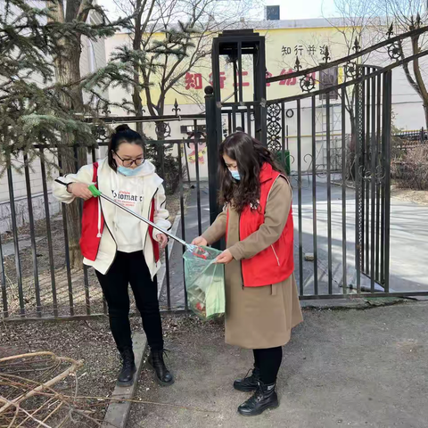 【蒙速办·呼宜办·帮办代办】敕勒川路街道电力腾飞社区开展“岗位学雷锋 ”帮办代办活动