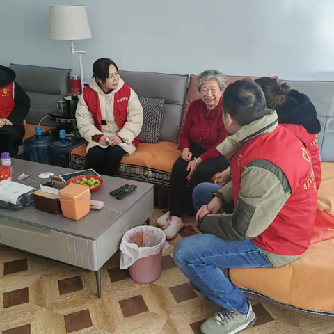 【蒙速办·呼宜办·帮办代办】敕勒川路街道电力腾飞社区上门为老人开展高龄认证