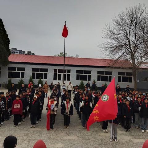 校园动态 | 故城县聚英学校“清明运河行”祭扫烈士墓暨研学活动