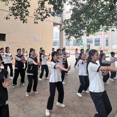 海口华健幼师职业学校2022-2023学年度第二学期《律动体育》课