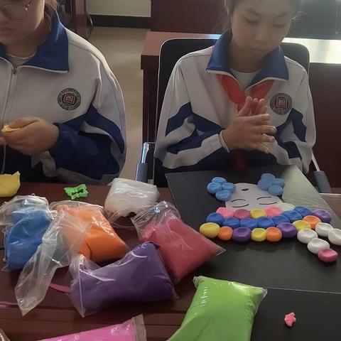 💕✨的简篇