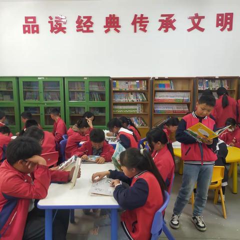 最美人间四月天，不负春光与“书”行 ——乾县阳峪冯市小学