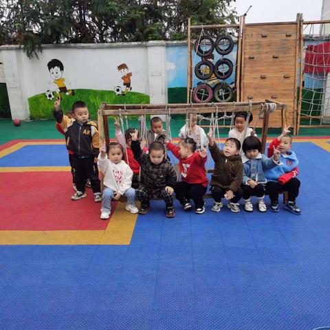 阳光幼儿园豆豆班五月份成长记录