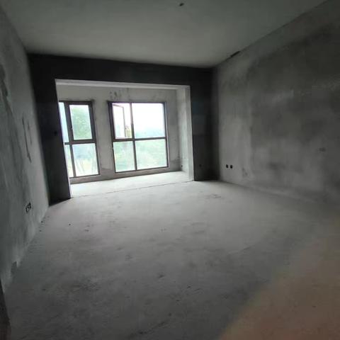 ❤️❤️新出一手房源房东血亏60多个急售云梦州总高四层纯洋房，纯捡漏99.8万，四室两厅两卫，产权115实际130，带平台2楼密码锁，.联系67979.65628
