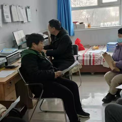 教研促发展，教师展风采