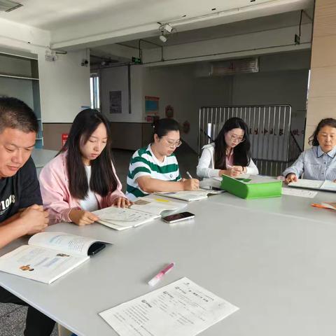 凝心聚力研课堂，深耕细琢促成长——龙沙区初中杨征雪地理名师工作室活动纪实