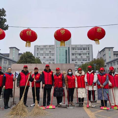 漯河市第二实验中学积极开展城市清洁志愿服务活动