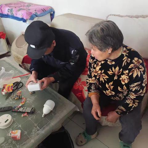 以小爱之举 暖夕阳之寂