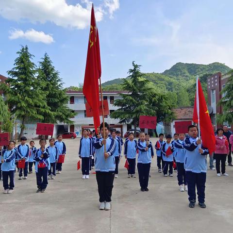 热辣滚烫展风采，雏鹰展翅向未来 ——店子乡中心学校圆满举行2024年春季运动会