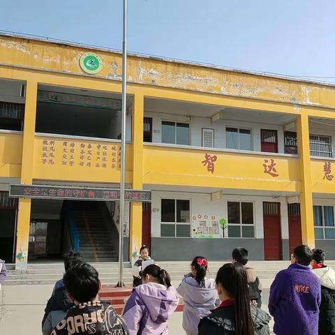 “弘扬雷锋精神 争做美徳少年”一一后河镇白寨小学学雷锋活动月总结。