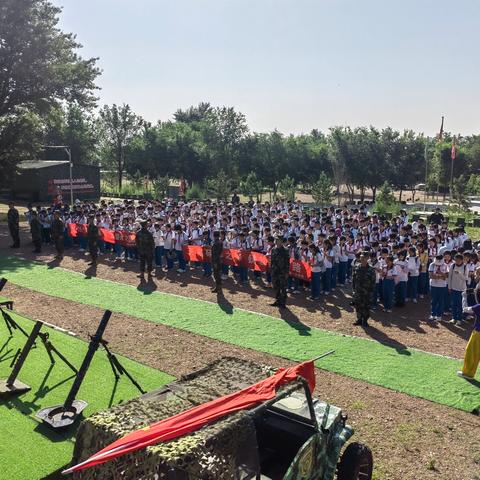 以少年之意气 ﻿强盛世之国防 ﻿——云冈区新胜一小国防教育研学及毕业季活动纪实