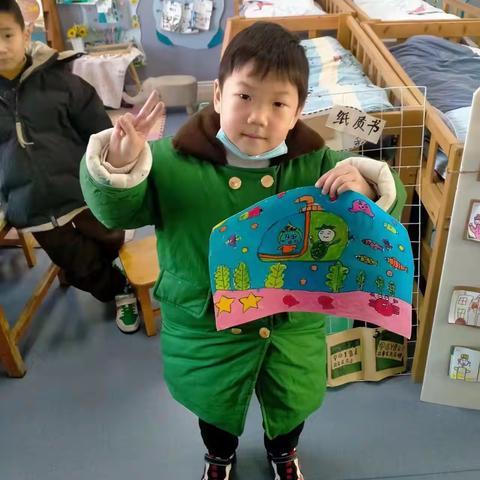 班级：大四班 姓名：李佰泽 年龄：五岁半 名称：《我渴望的幼儿园》